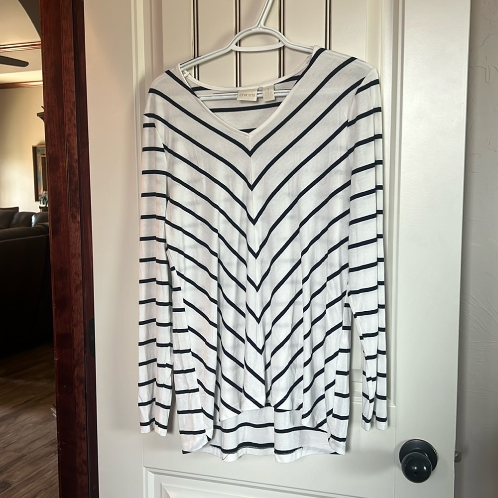 Cute Chico Mitered Stripe Chico Top in Very Good Condition